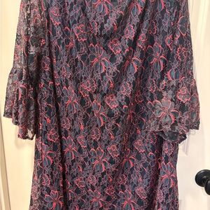 Lady Noiz Navy Blue and Pink Lace Tunic